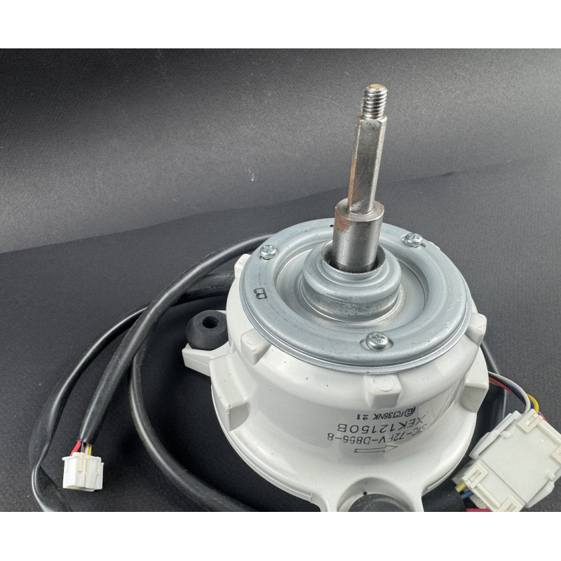 MOTEUR DE VENTILATION HITACHI Réf:E01119