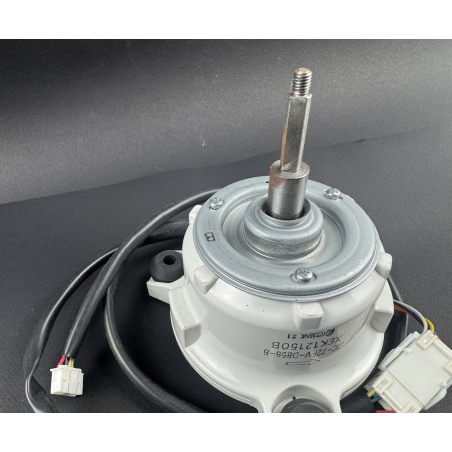 MOTEUR DE VENTILATION HITACHI Réf:E01119